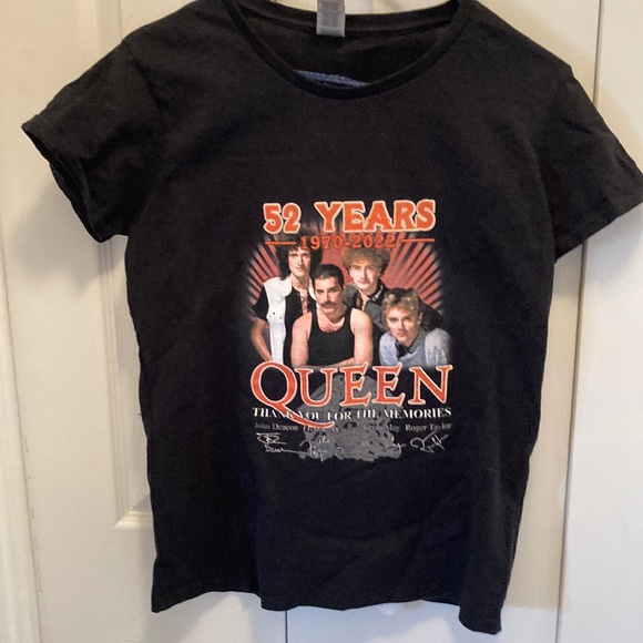 NWOT Queen 50th anniversary t shirt - Picture 2 of 7